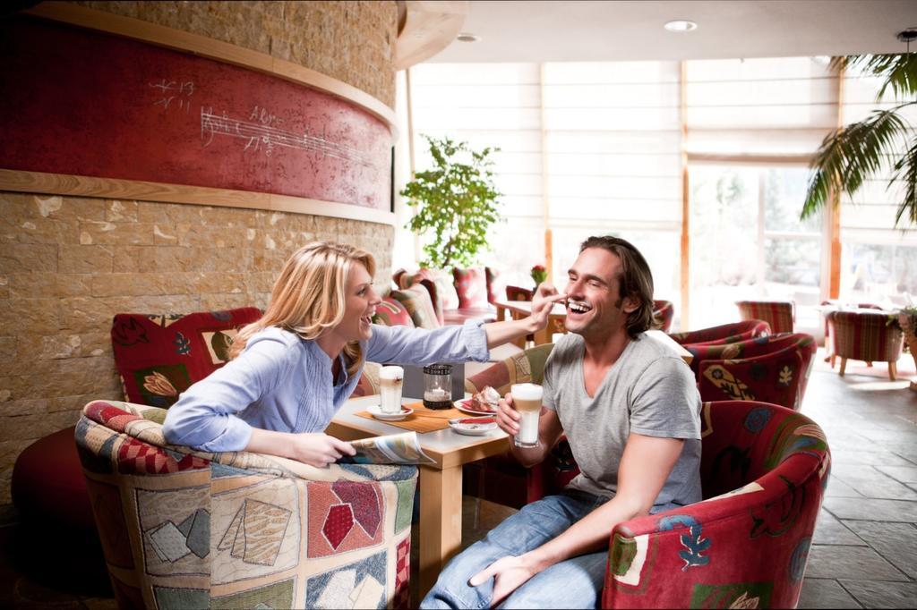 Familien Hotel Mozart รีด อิม โอเบอร์อินน์ทาล ภายนอก รูปภาพ